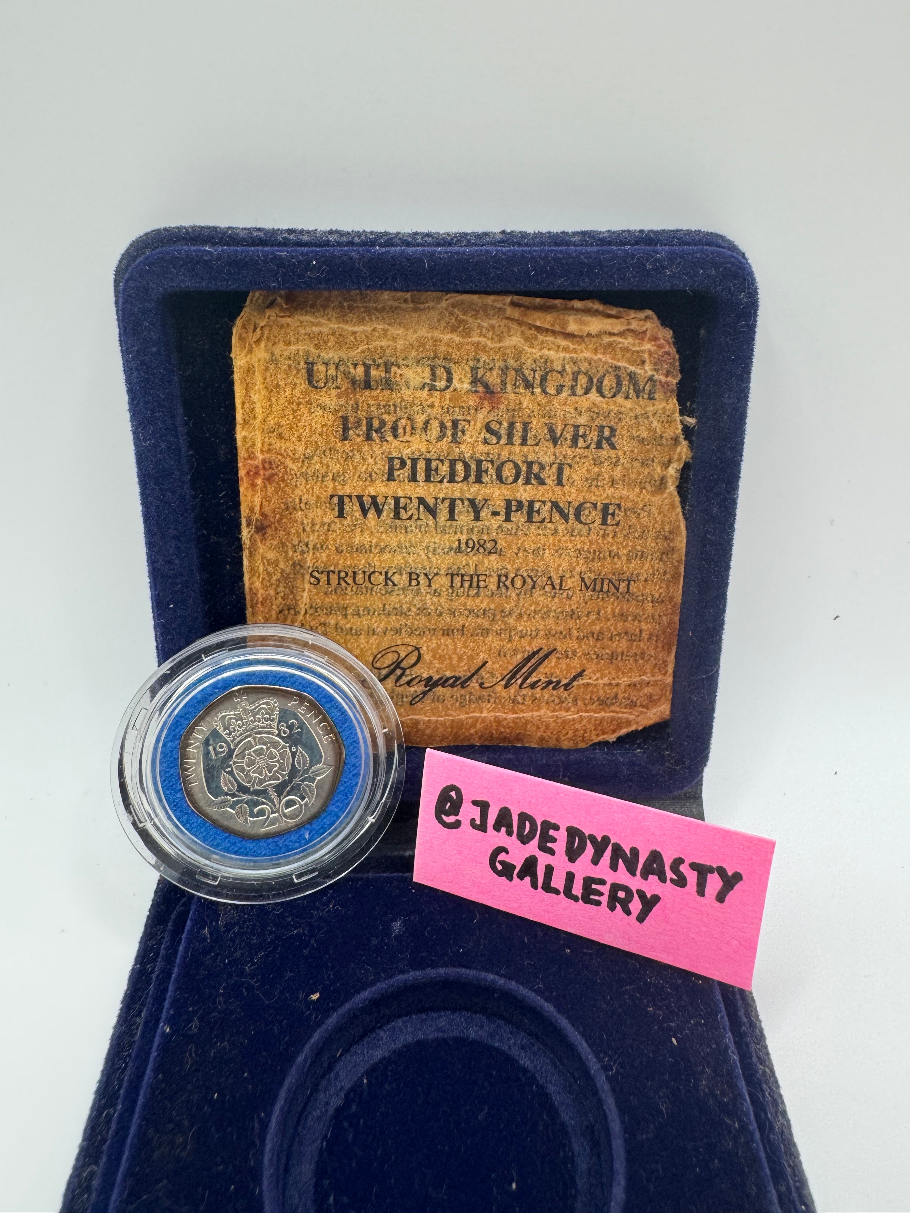 1982年 - 英国皮德福特二十便士银币 10克