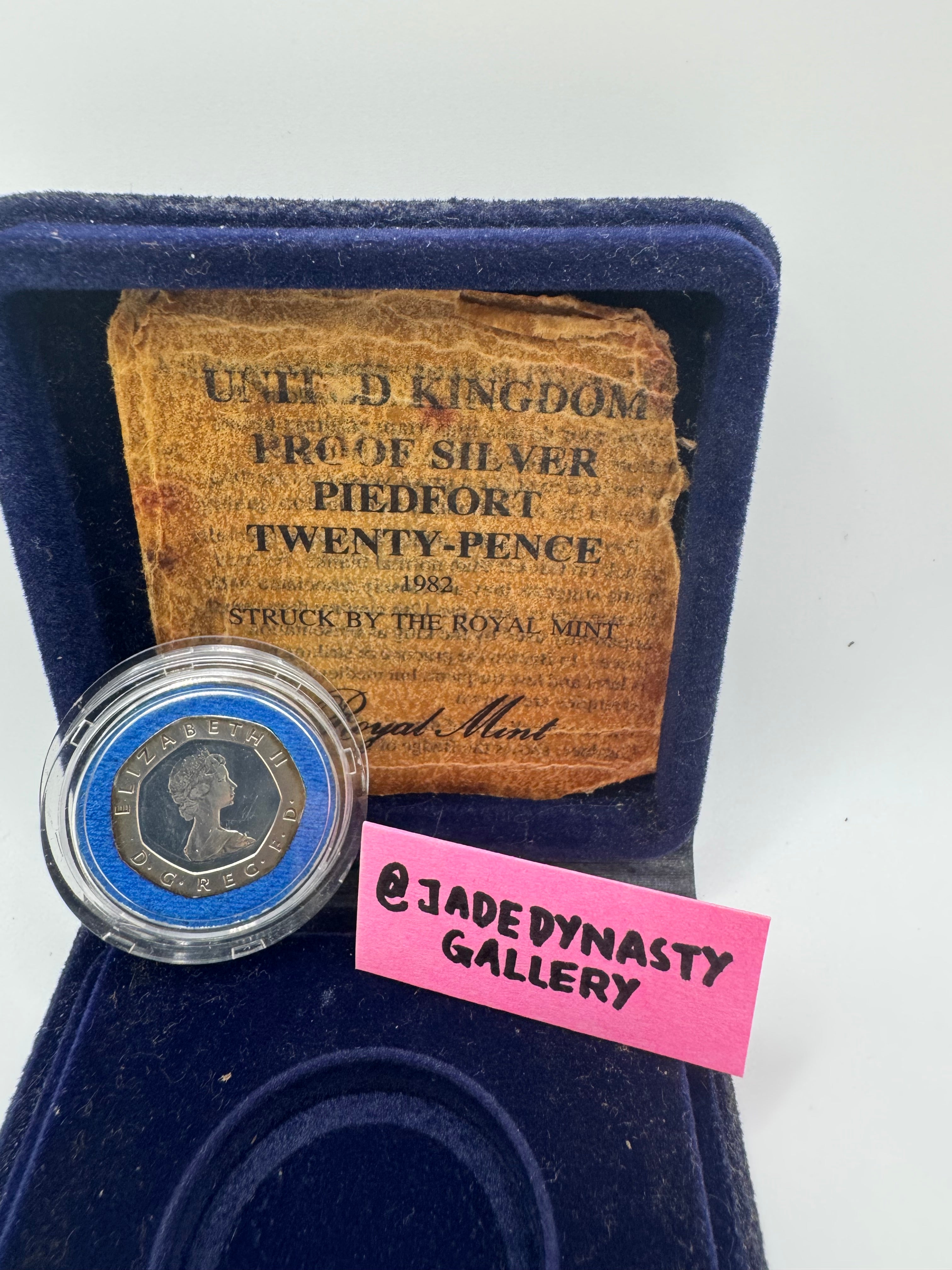 1982年 - 英国皮德福特二十便士银币 10克