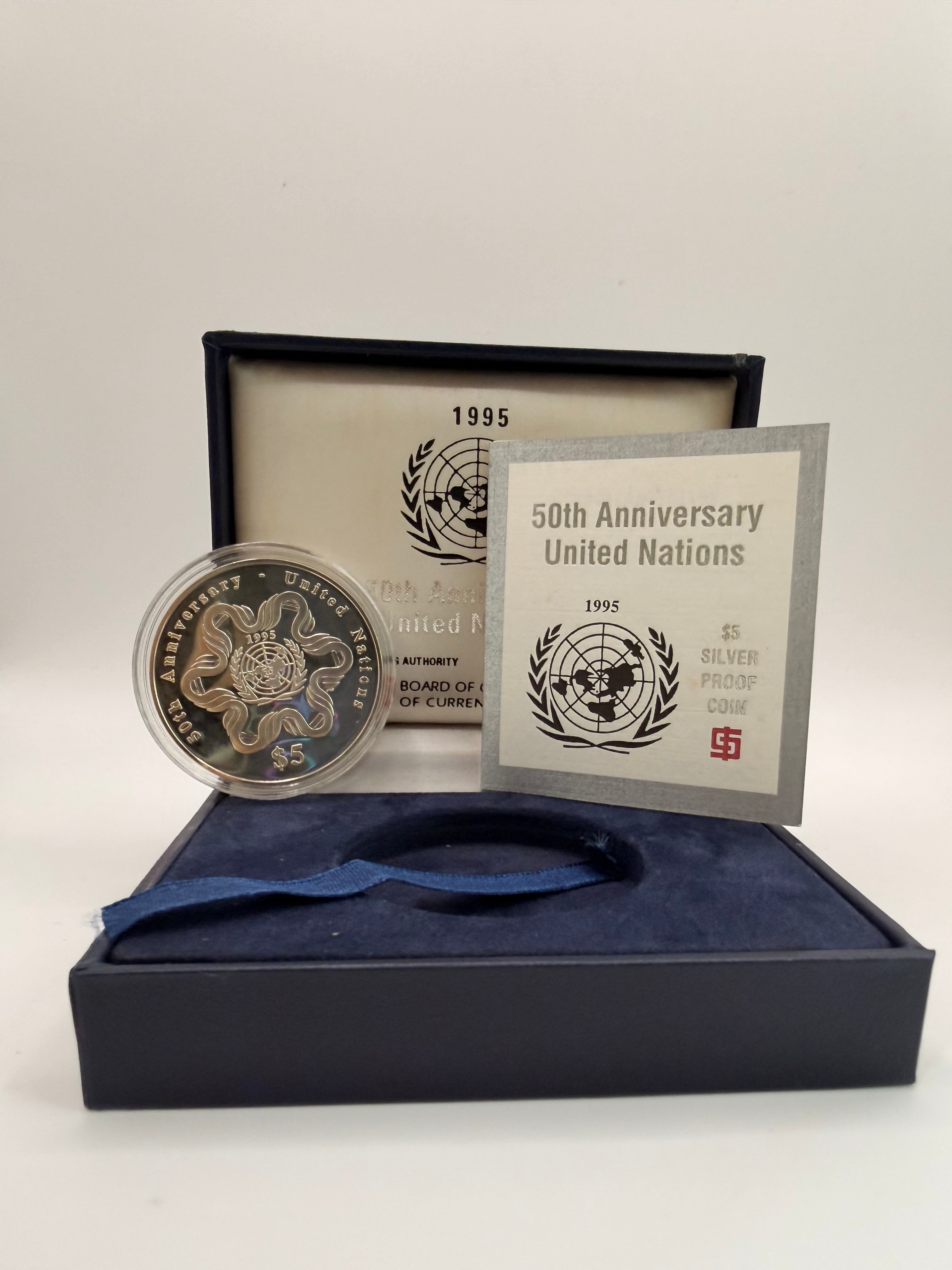 1995年新加坡联合国成立50周年5新元精制银币