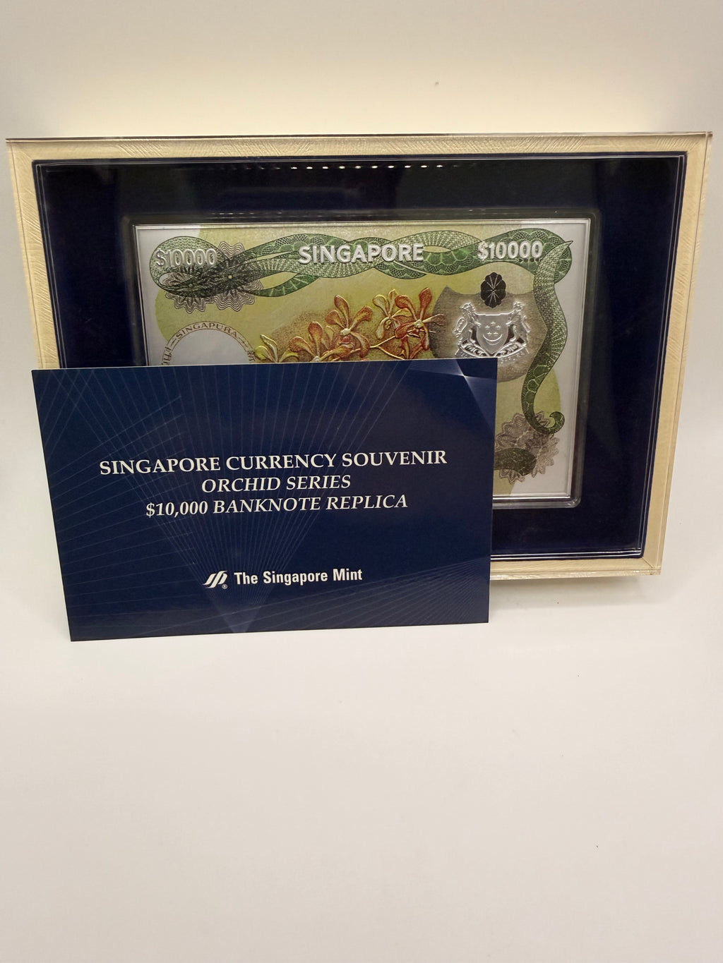 新加坡货币纪念胡姬花系列10000元钞票复制品