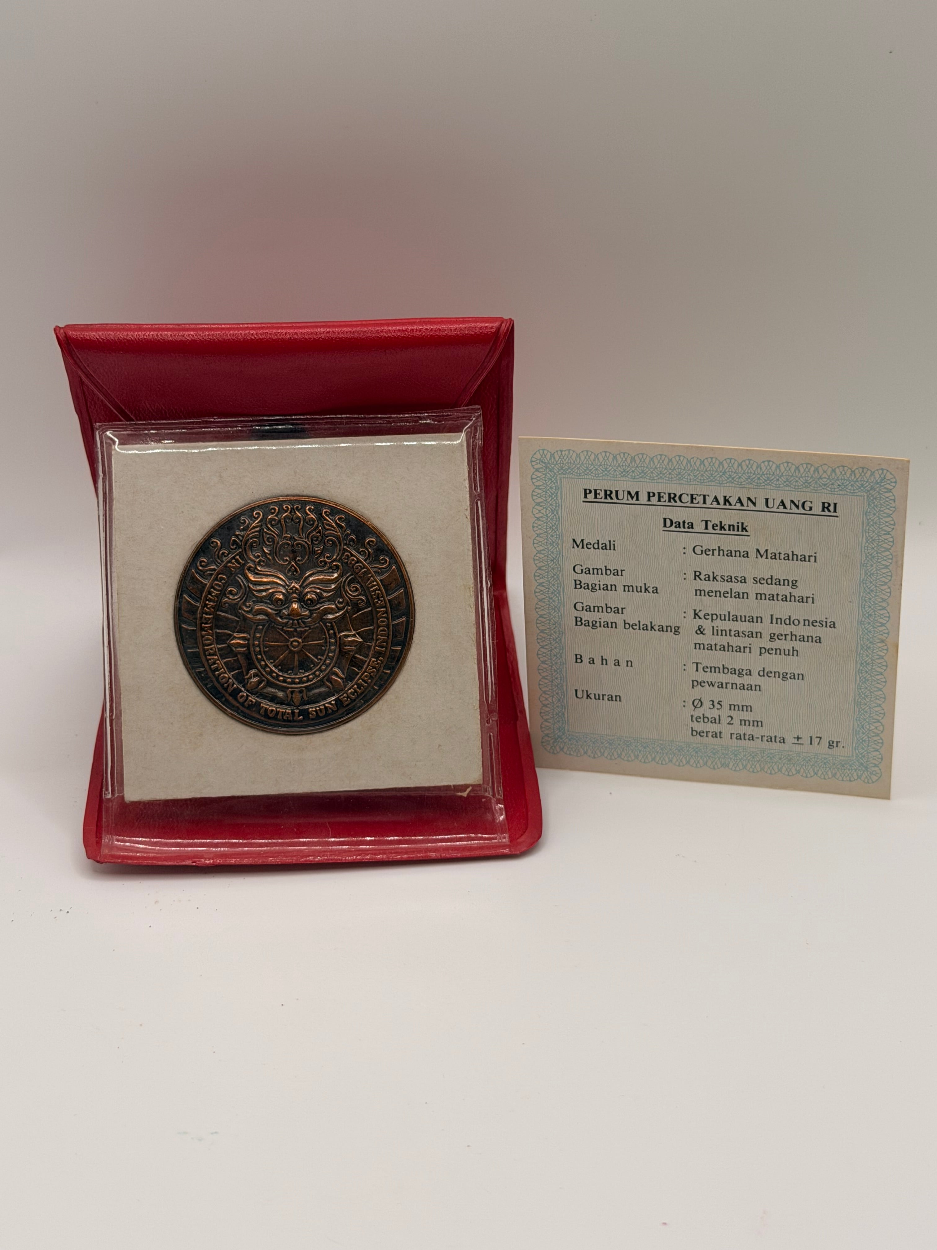1983 Indonesia Commemorative Medal - Total Sun Eclipse