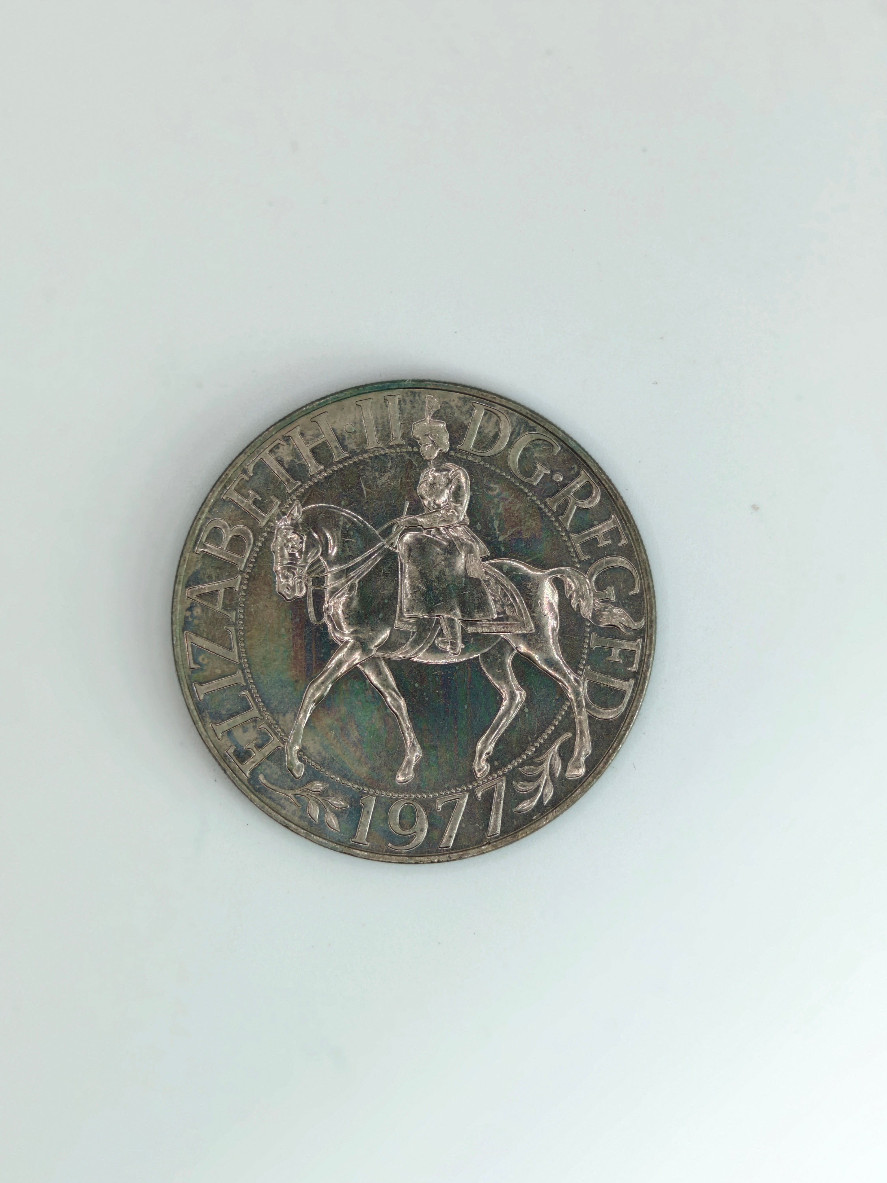 1977 - 英国 25 新便士 伊丽莎白二世