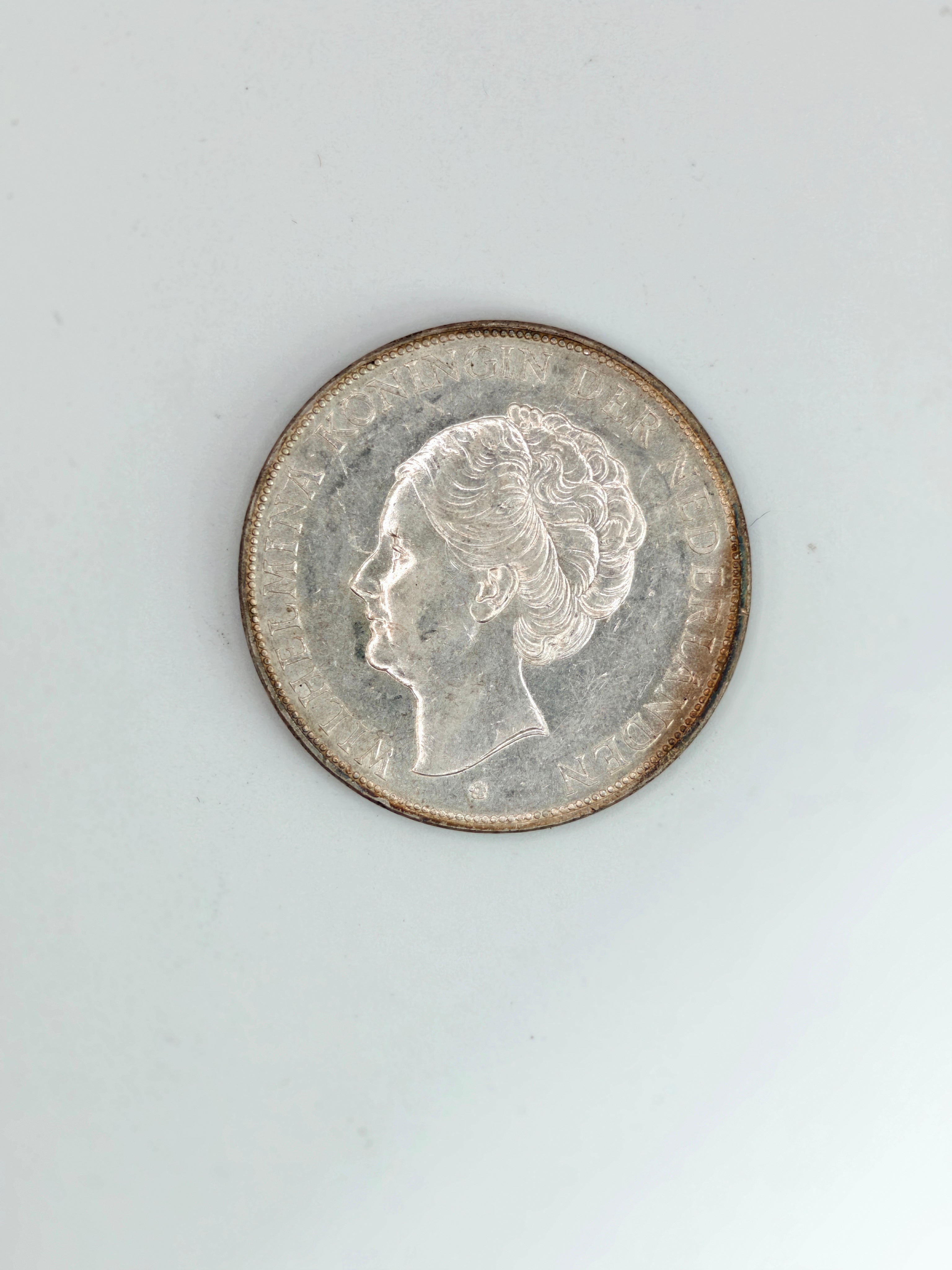 1922 - 1945 - Netherland 1 Gulden Queen Wilhelmina Coin