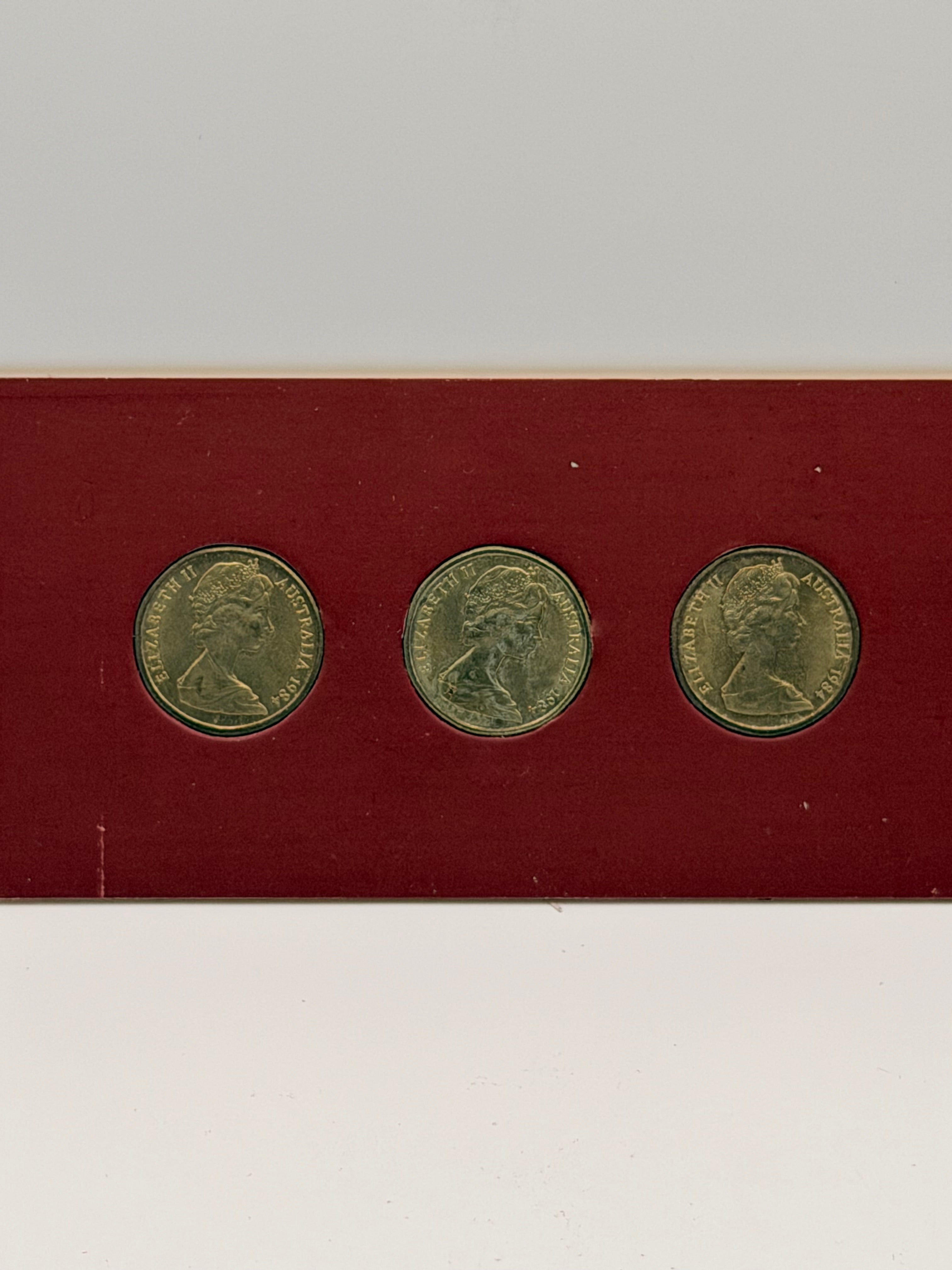 [Set of 3] 1984 Australia Elizabeth II First Issue $1 Coin