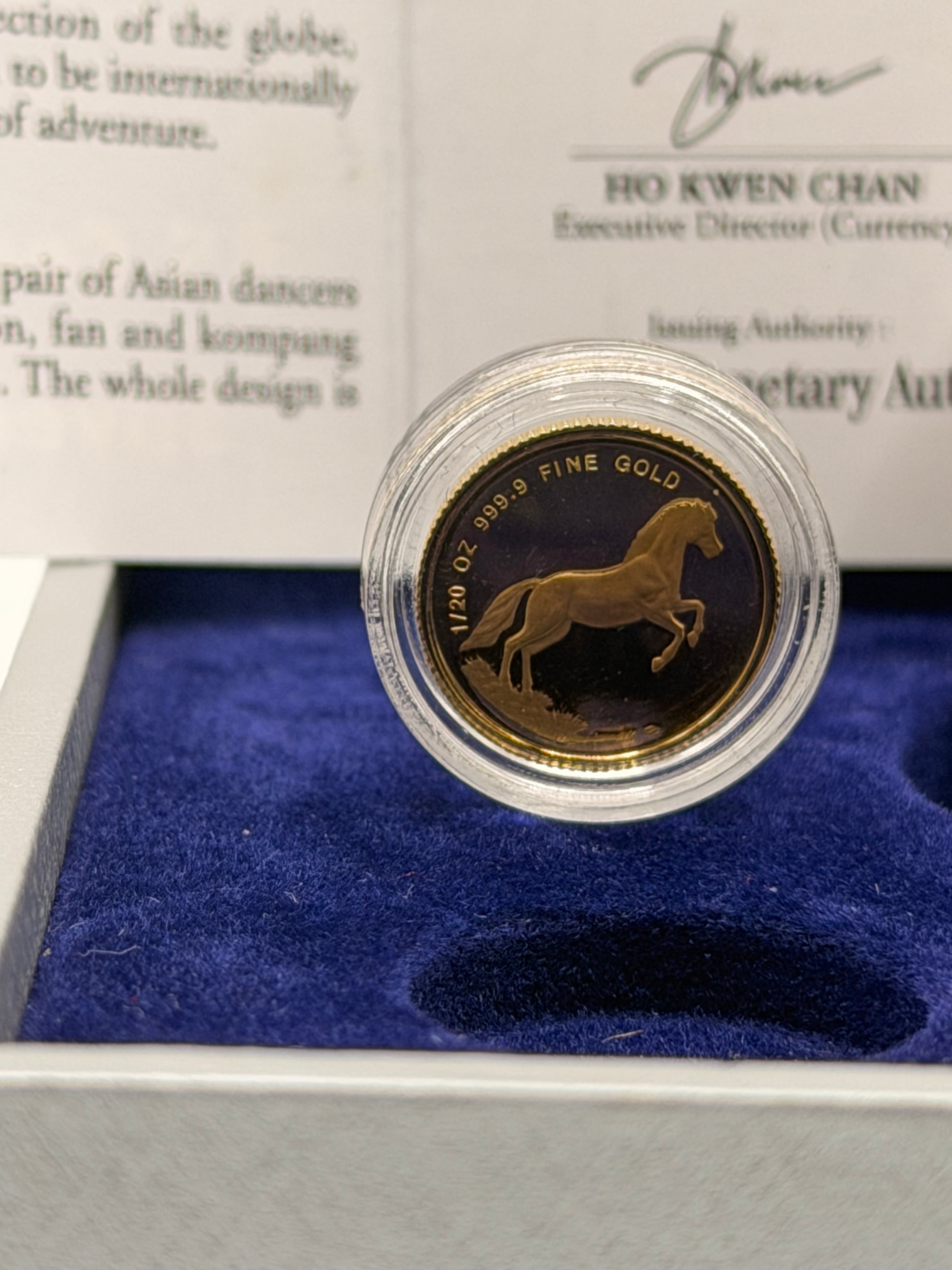 2002 Singapore $5 Esplanade Silver Proof & Gold Coin Set