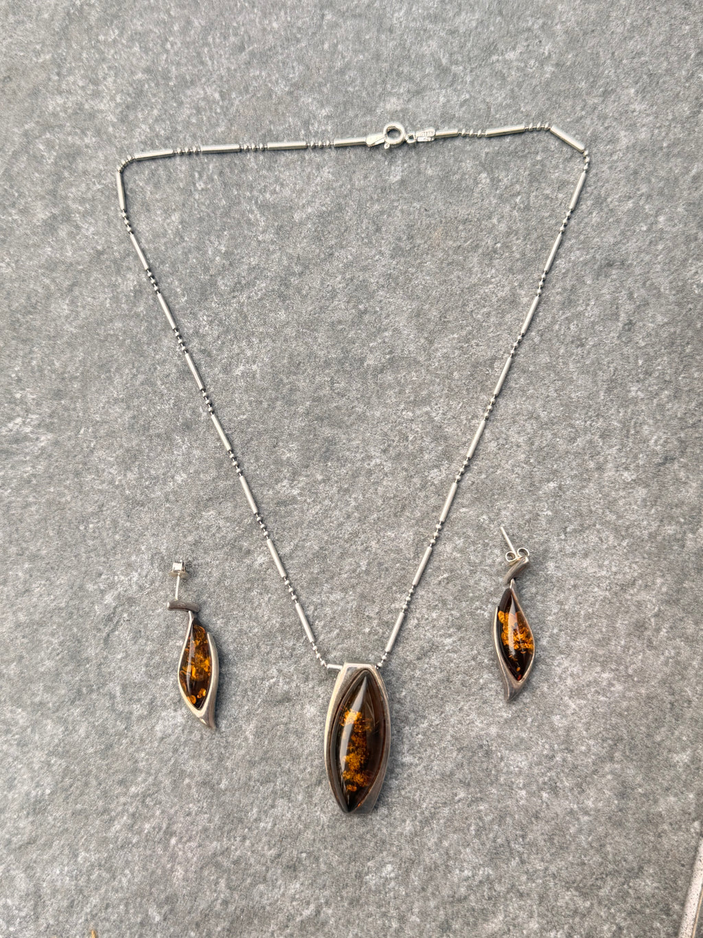 925 Silver Amber-Coloured Pendant Necklace & Earrings Set