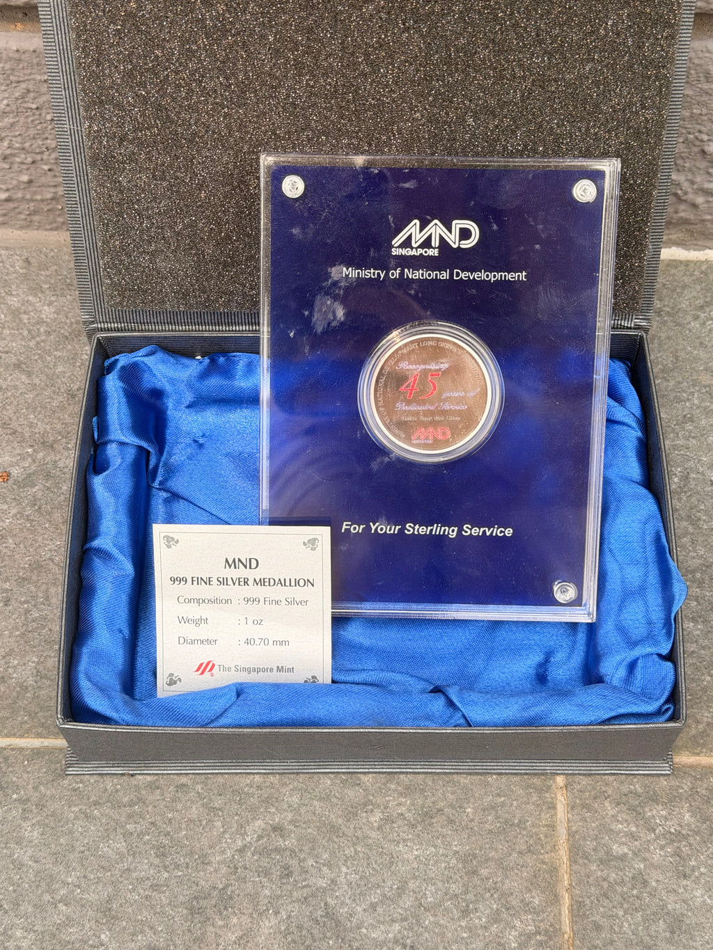 2018 Singapore Ministry of National Development 45 Years of Service Medallion