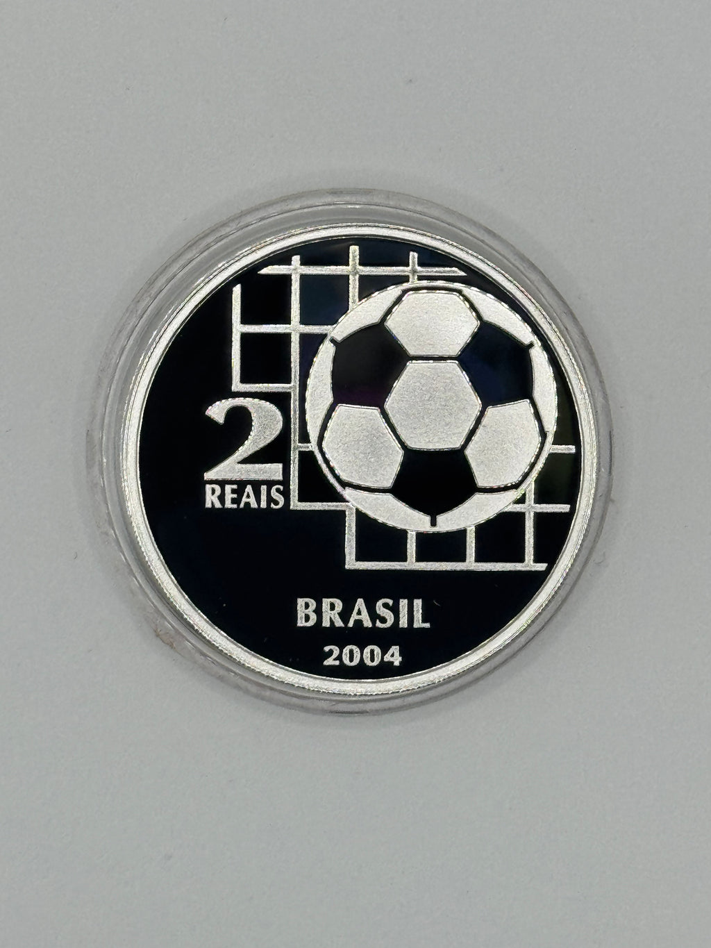 2004 年 - 巴西 2 雷亚尔国际足联百年纪念银币