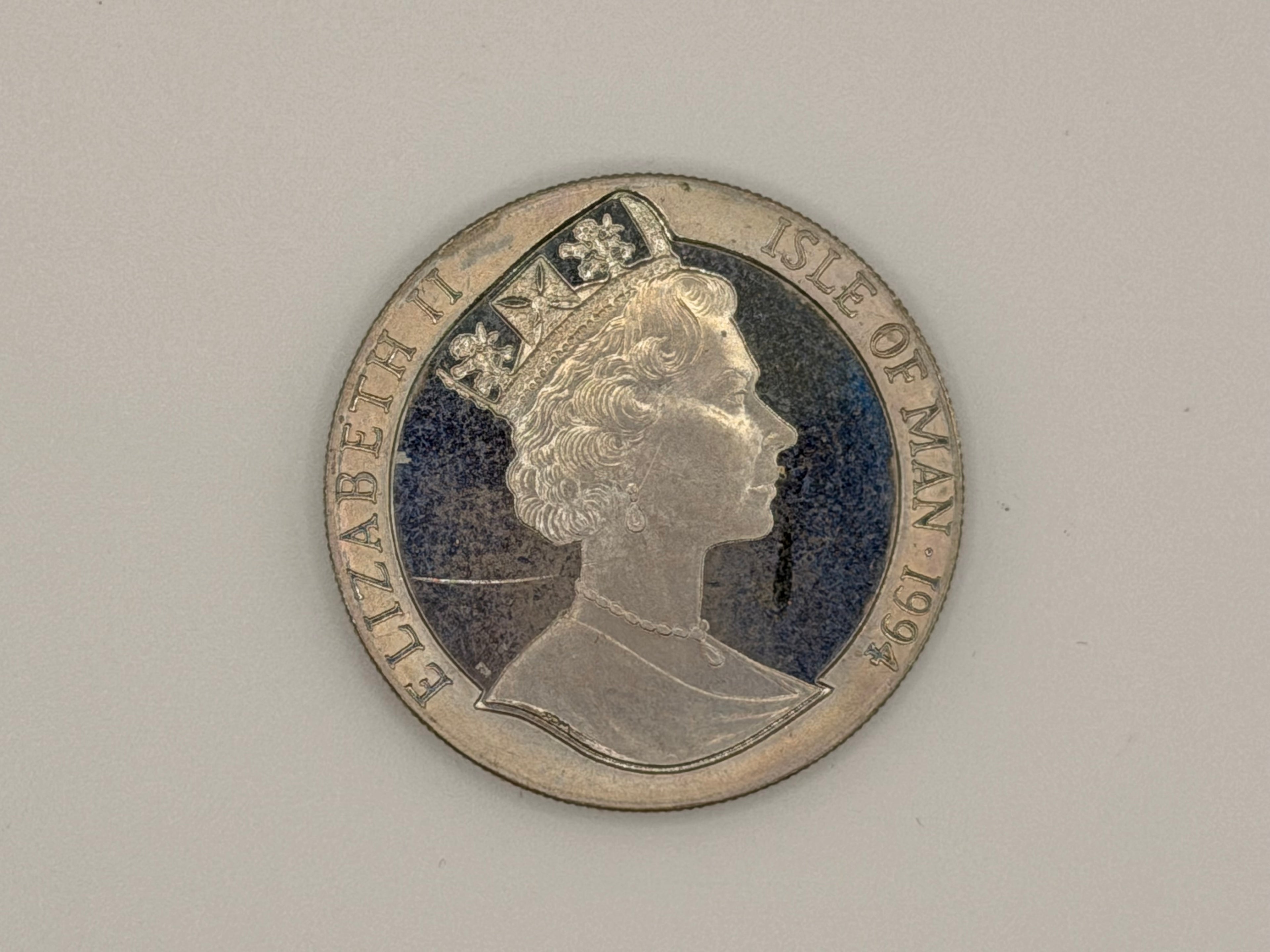 1994年 - 马恩岛 1 克朗 伊丽莎白二世狗年银币