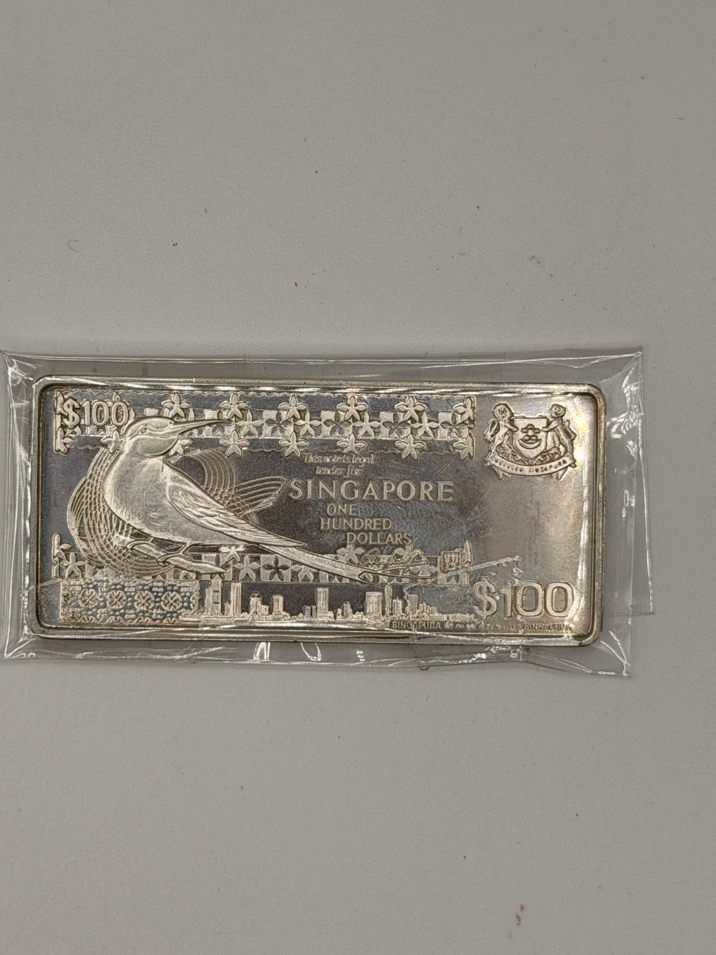 新加坡100新元飞禽系列金条