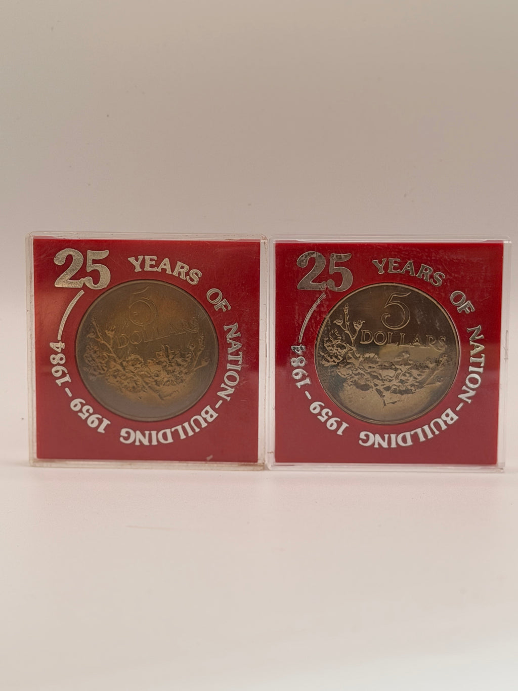[2枚套装] 1959 - 1984 新加坡建国25周年5元硬币